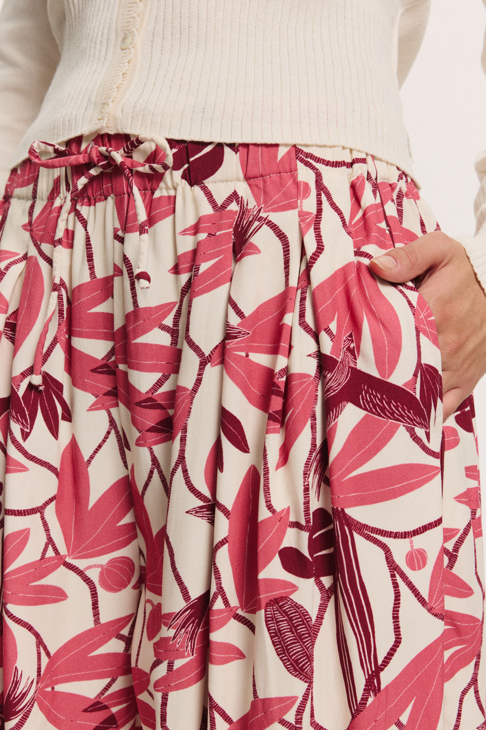 Hose Leaa aus EcoVero™ Viskose