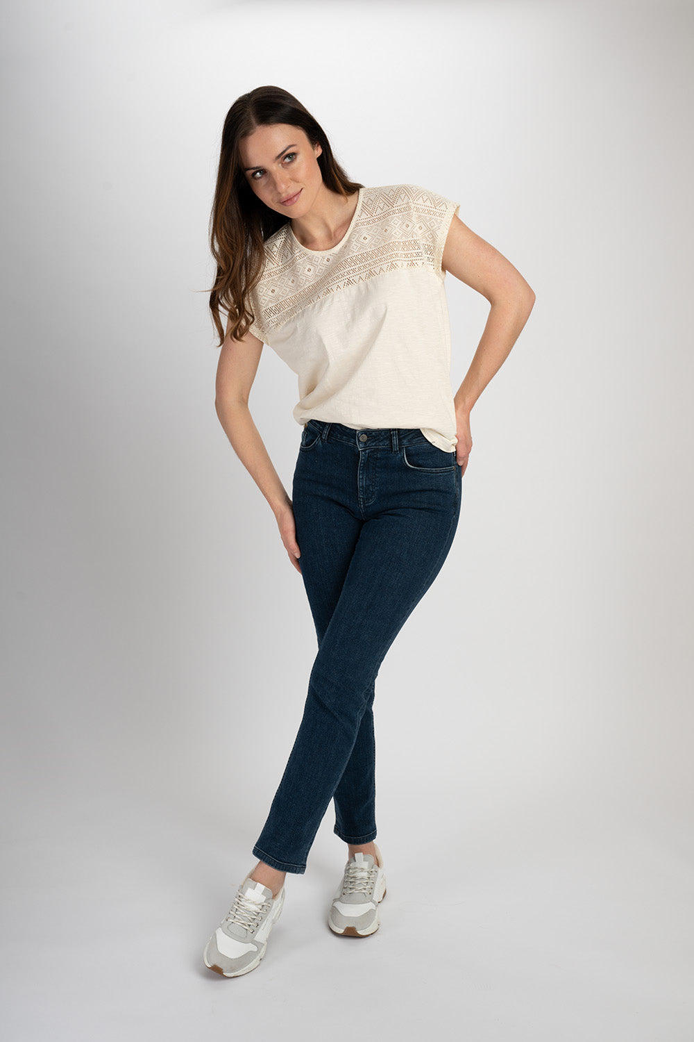 Shirt mit Spitzendetails