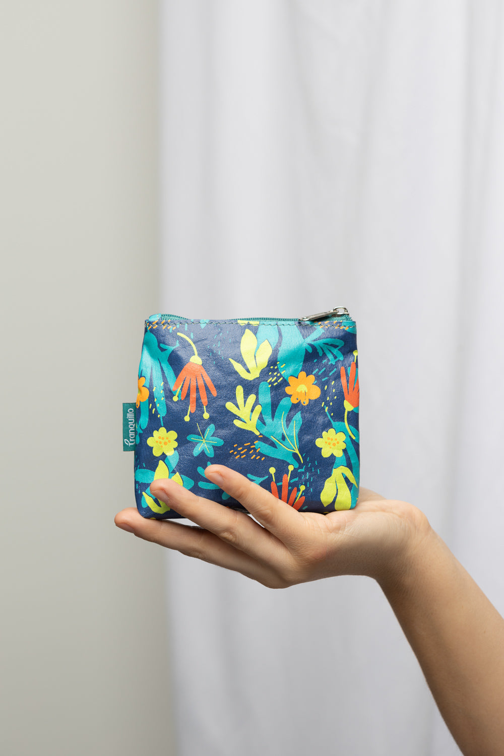Cosmetic bag FLASHY FLOWER