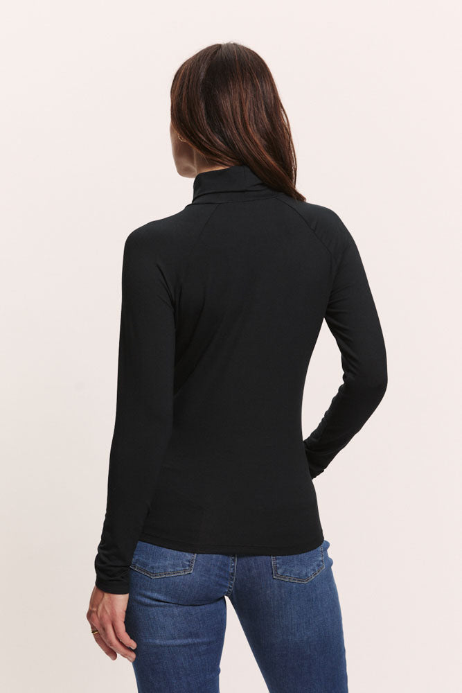 Feminine EcoVero™ shirt