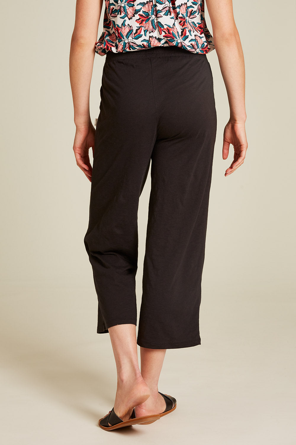 Loose jersey pants