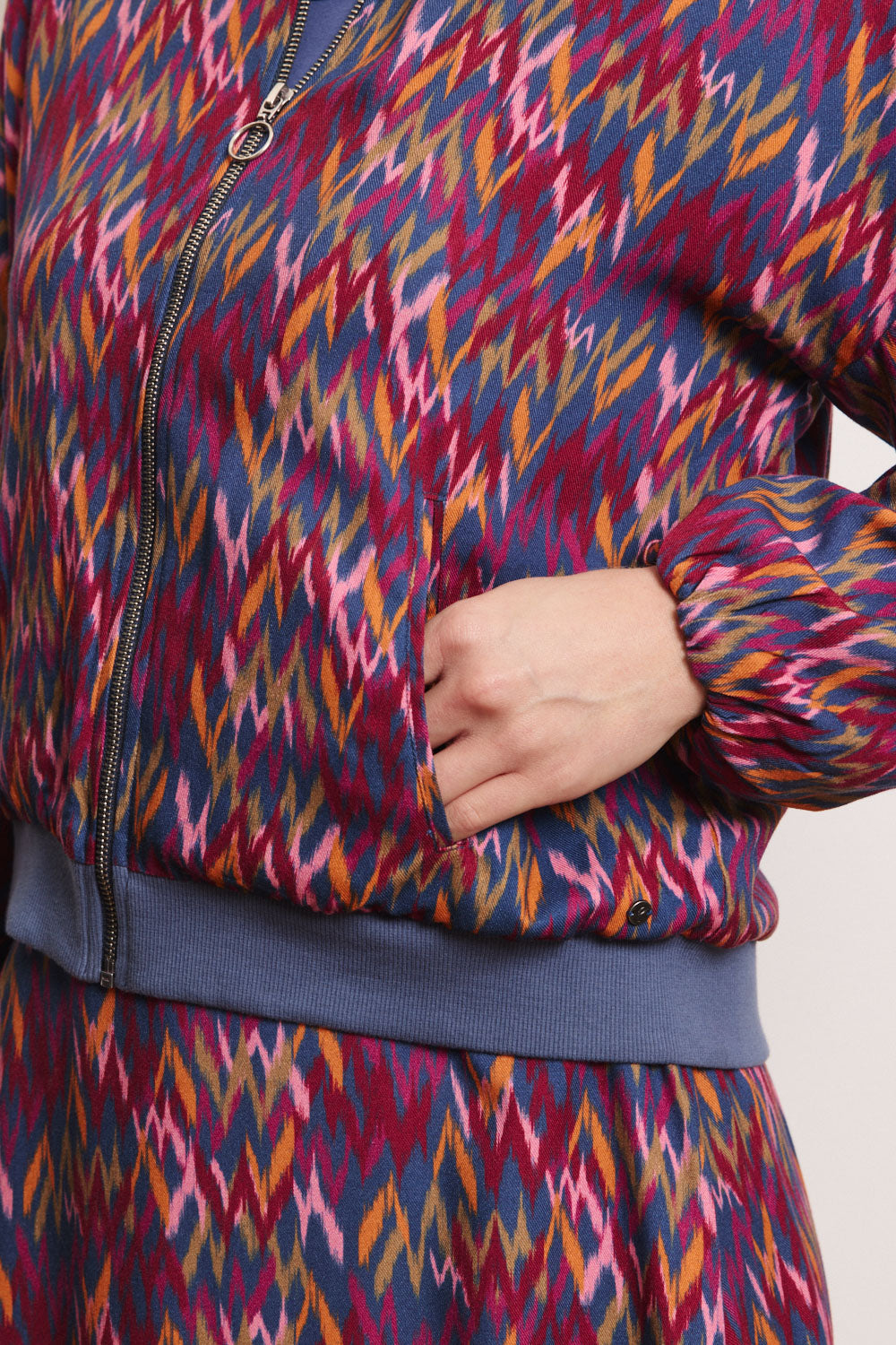 Image Jacke Beriit aus EcoVero™ Viskose von Lenzing_3