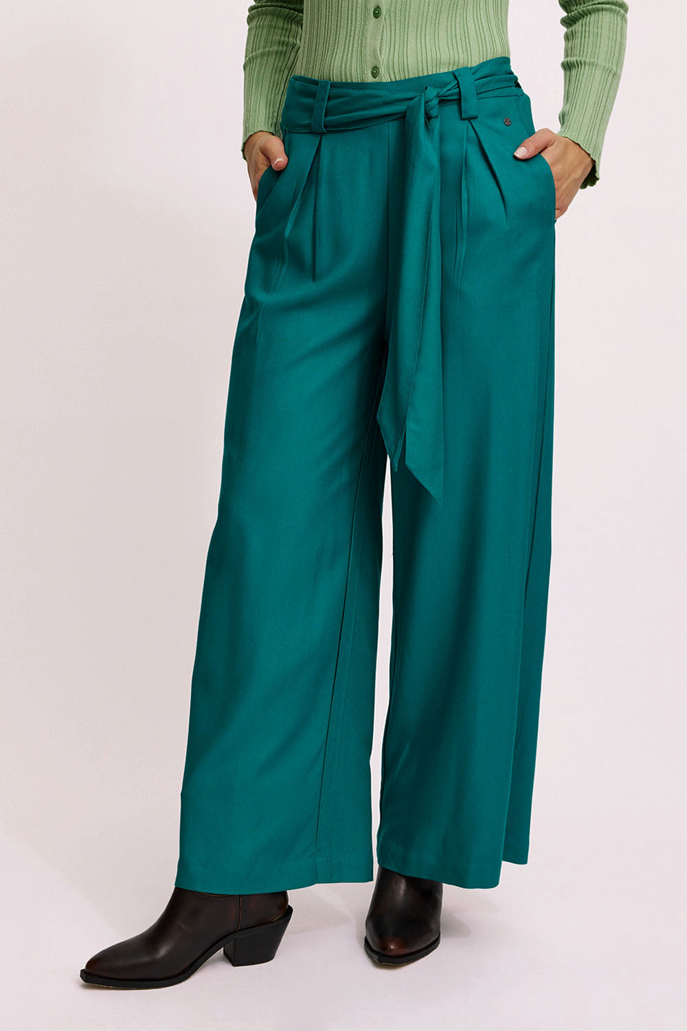Loose EcoVero™ pants