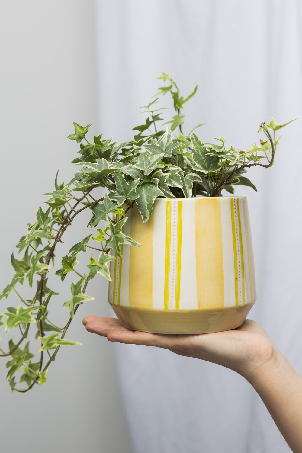 Flower pot CREAM AQUARELL