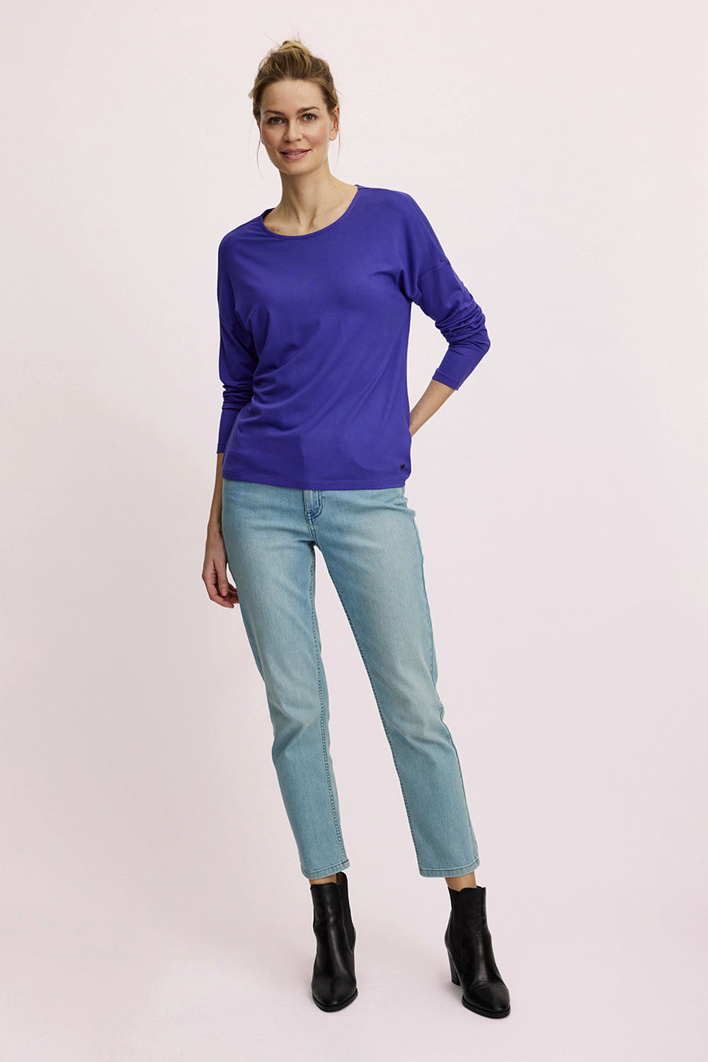 Loose EcoVero™ shirt