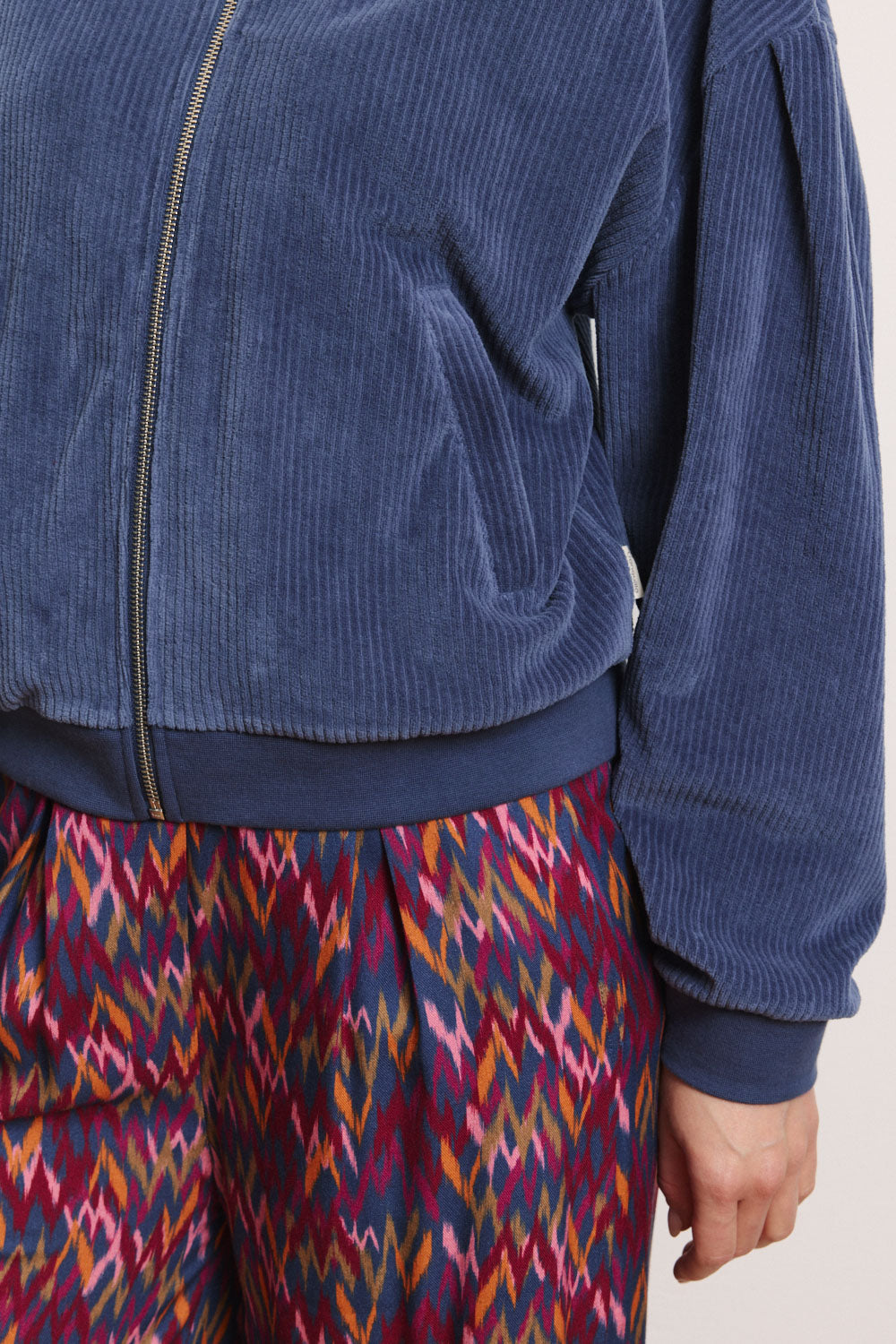 Image Nickicord-Jacke Aminaa aus Biobaumwolle_3