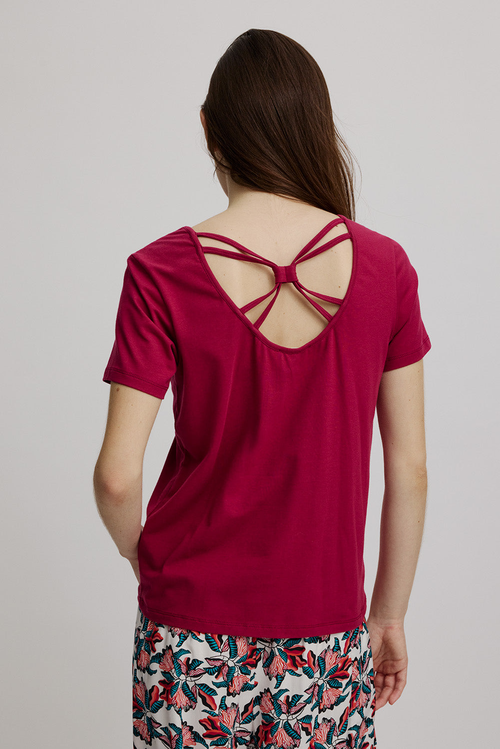 Shirt with back details
