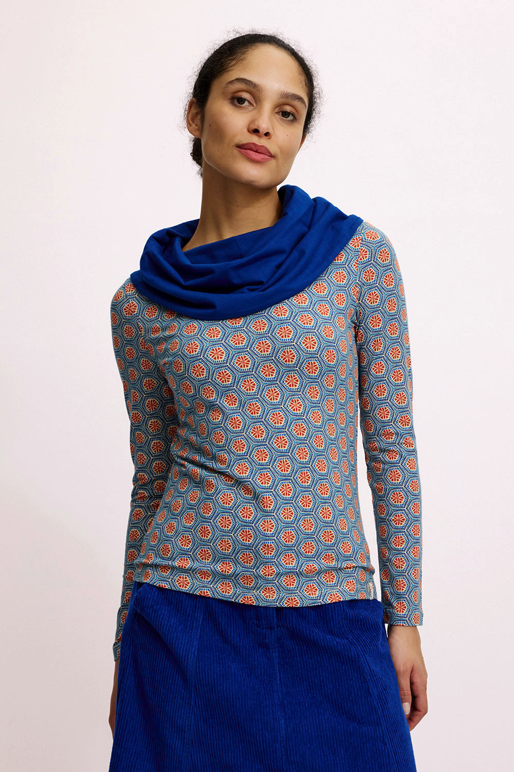 Sweater with large collar