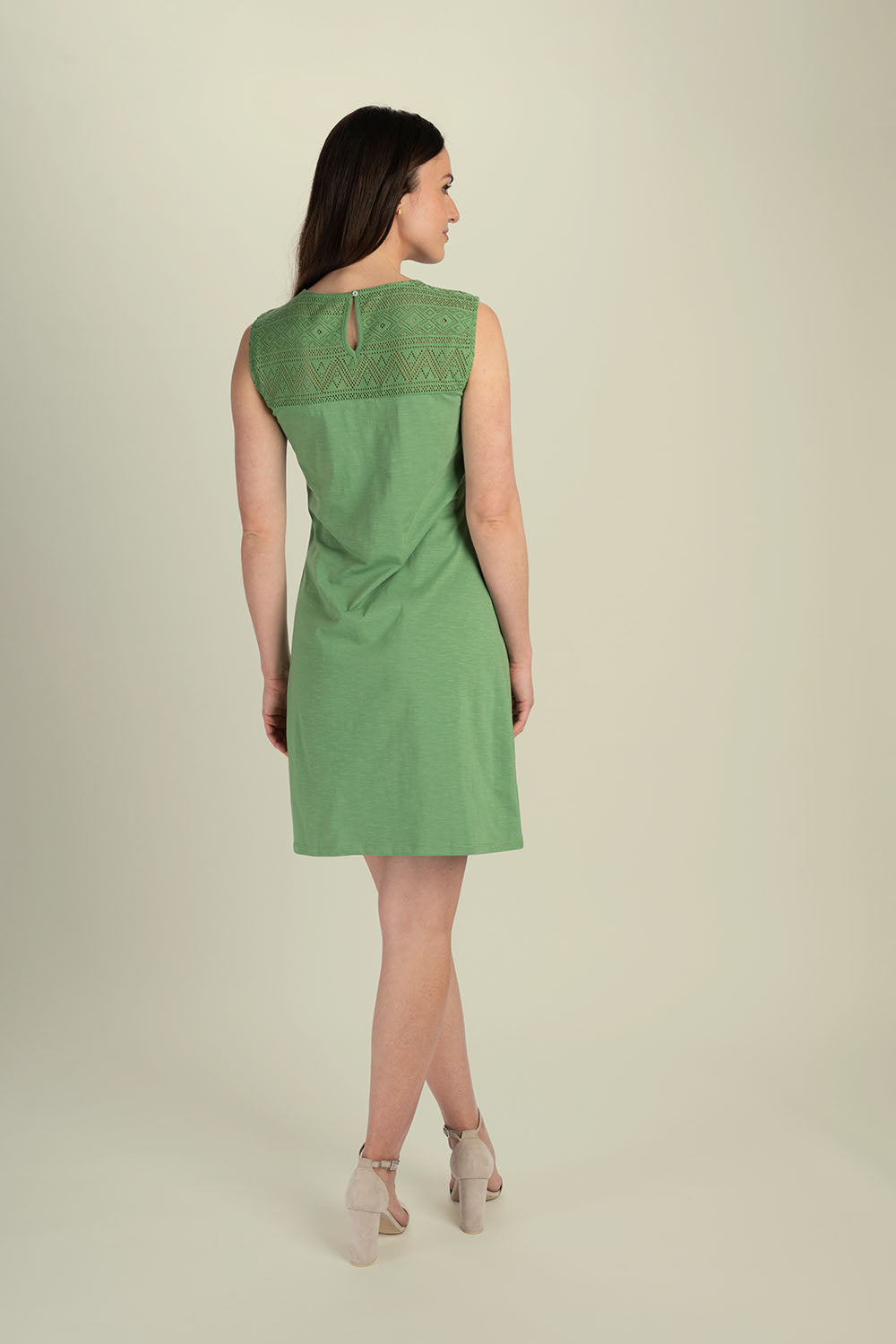 Jersey- Kleid mit Spitzendetails