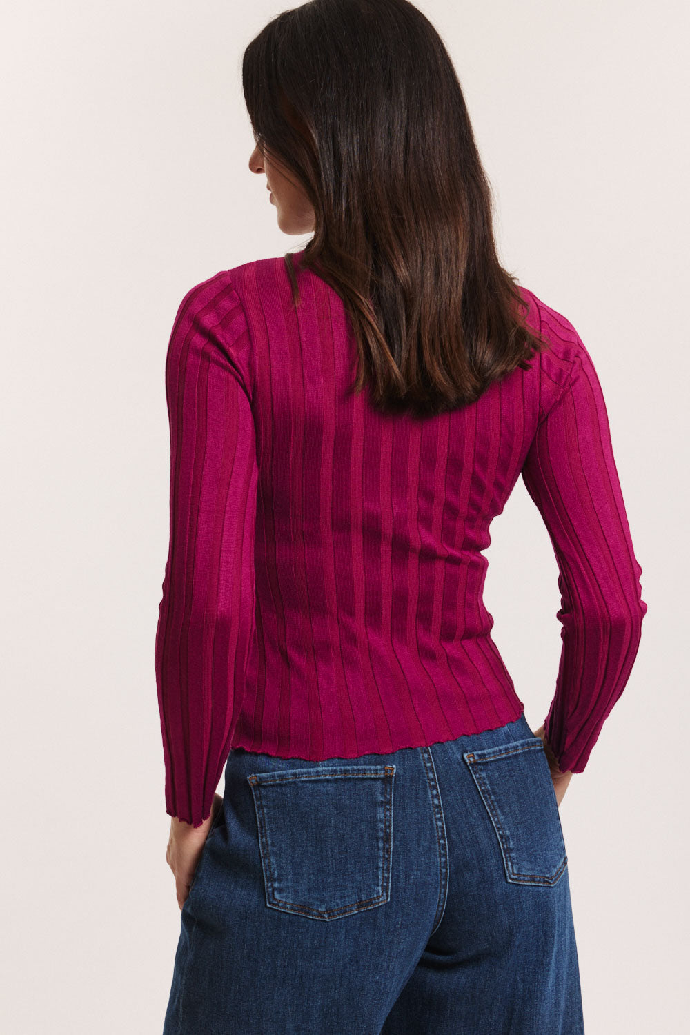 Image Oberteil aus Carool aus EcoVero-Rippstrick_3