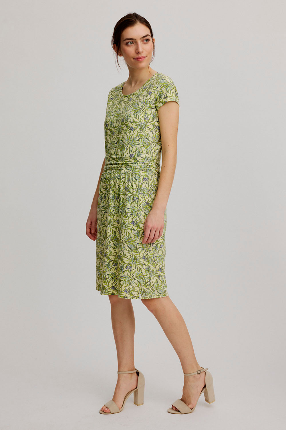 Tailliertes Kleid aus Jersey