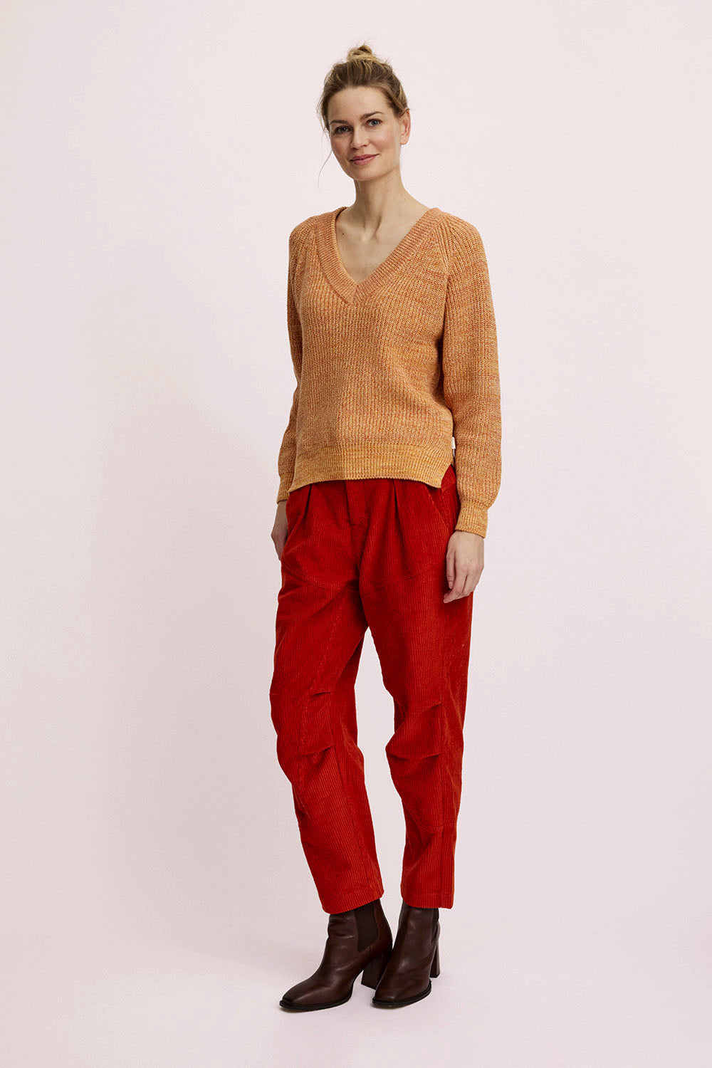 Corduroy pants made from organic cotton