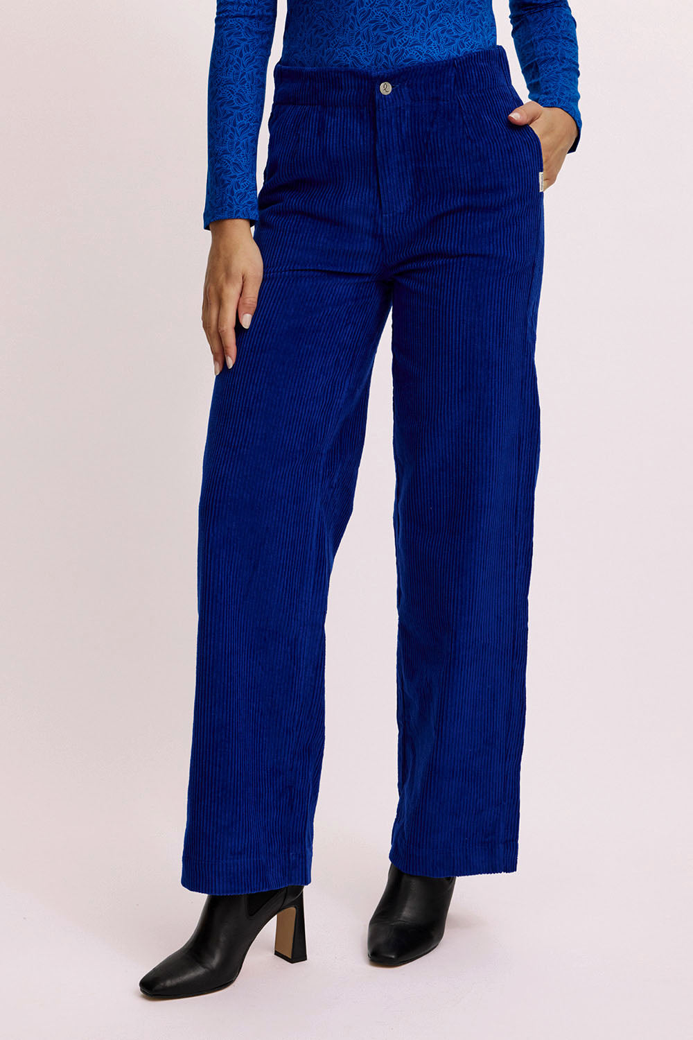 Corduroy pants made from organic cotton