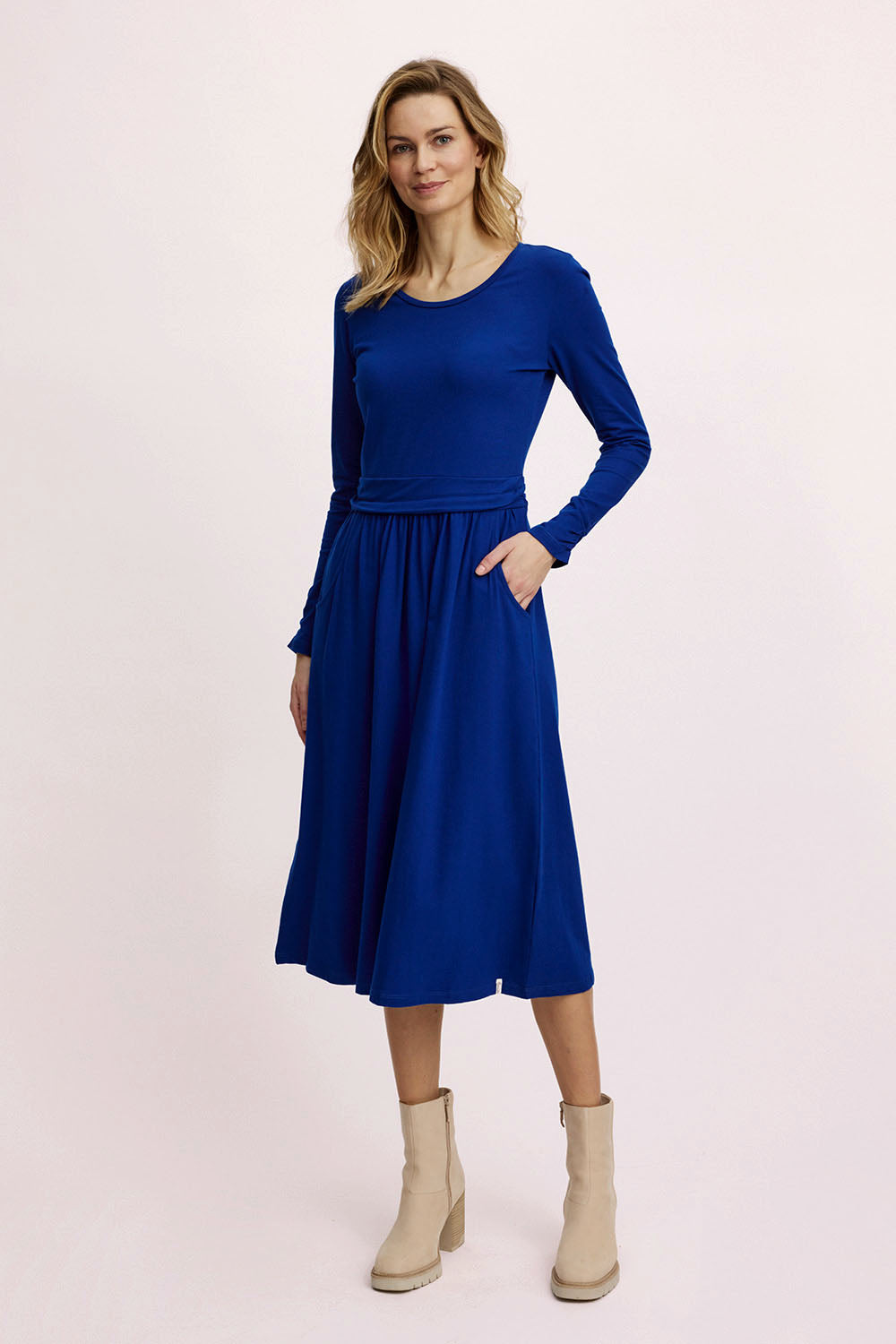 Fitted jersey dress