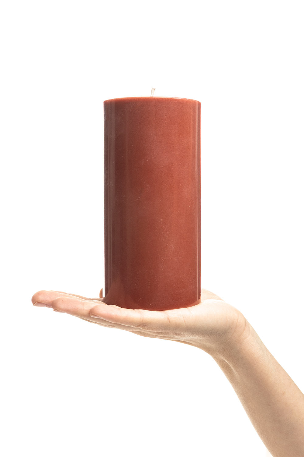 Handgearbeitete Stumpenkerze GLUMI red, Ø 7,5 x 15 cm