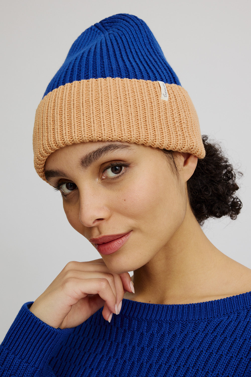 Cosy knitted hat