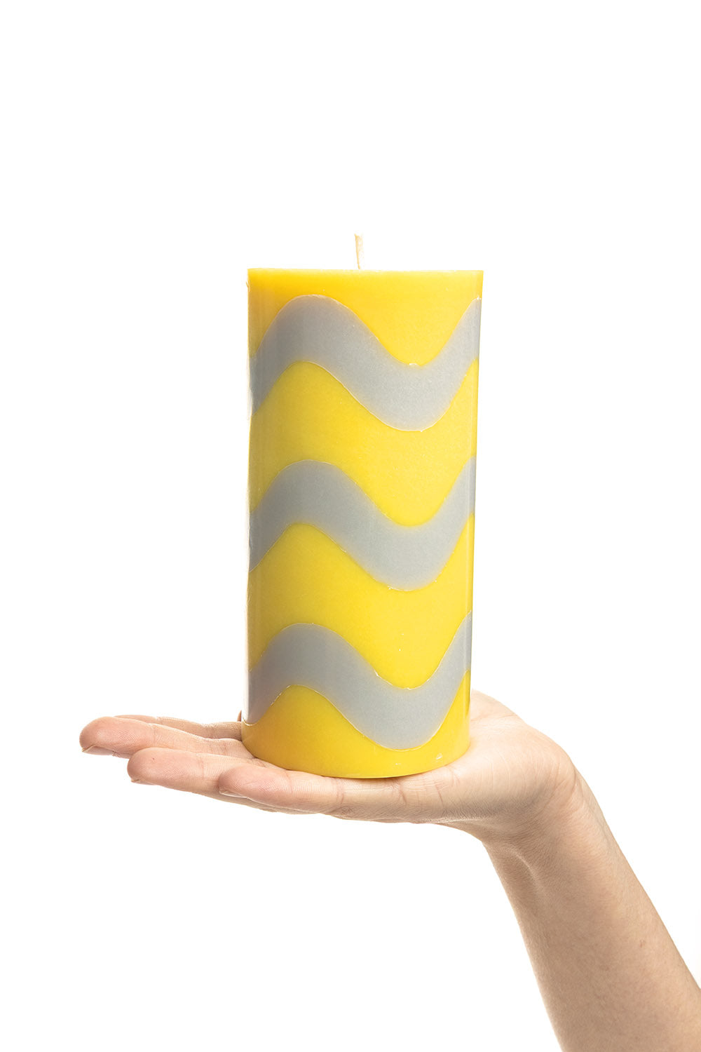 Handgearbeitete Stumpenkerze GLUMI WAVE, Ø 7,5 x 15 cm
