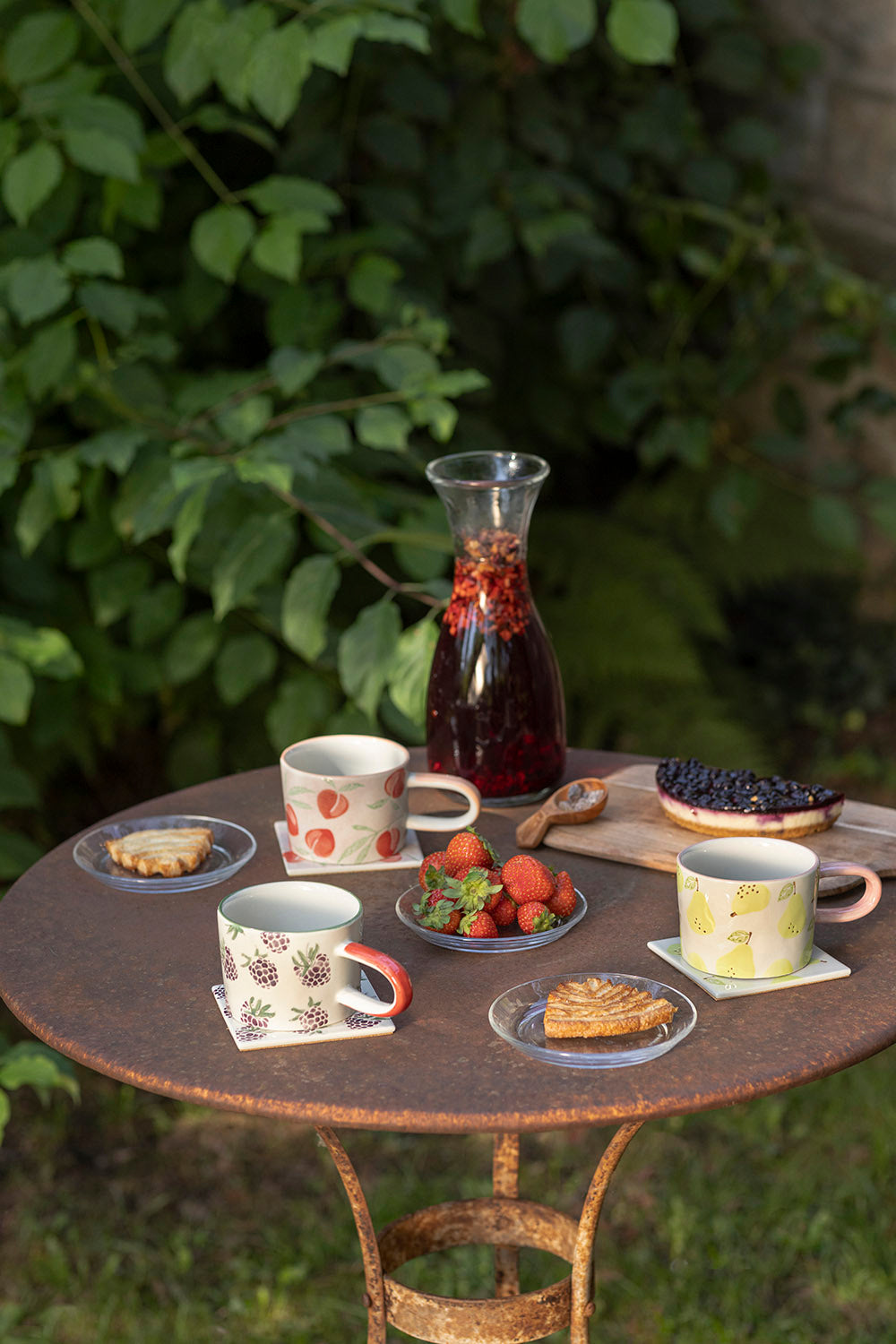 Tasse VINTAGE GARDEN red