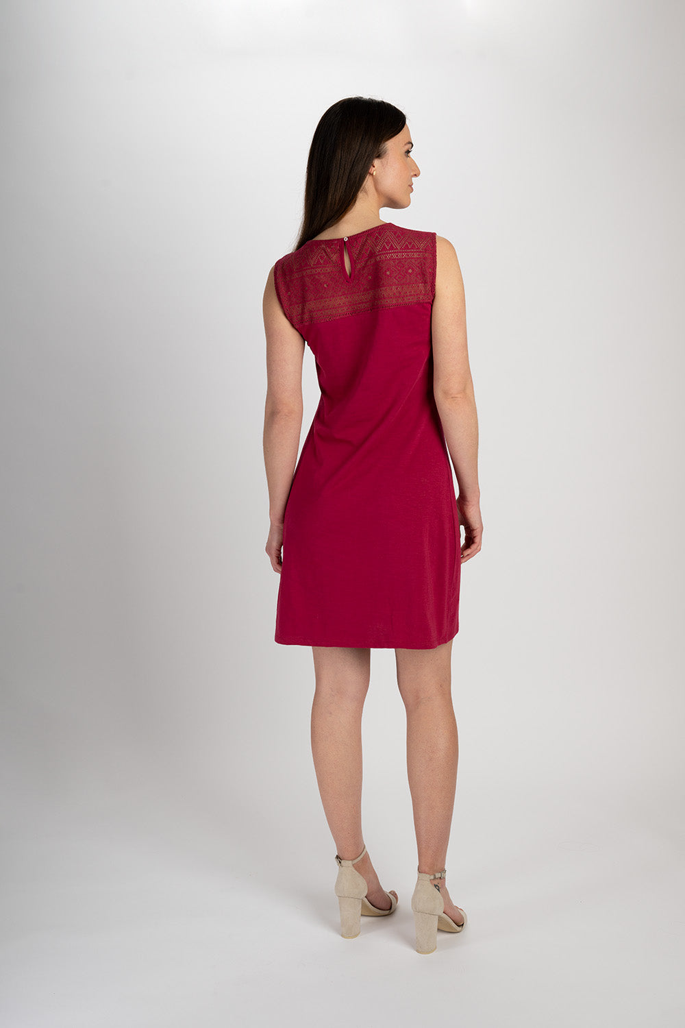 Jersey- Kleid mit Spitzendetails