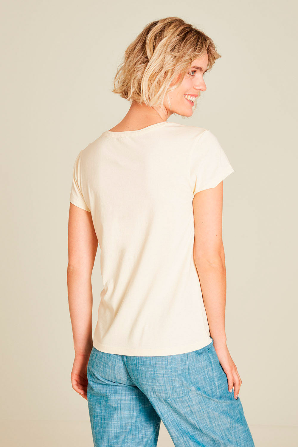 T-shirt with stitching
