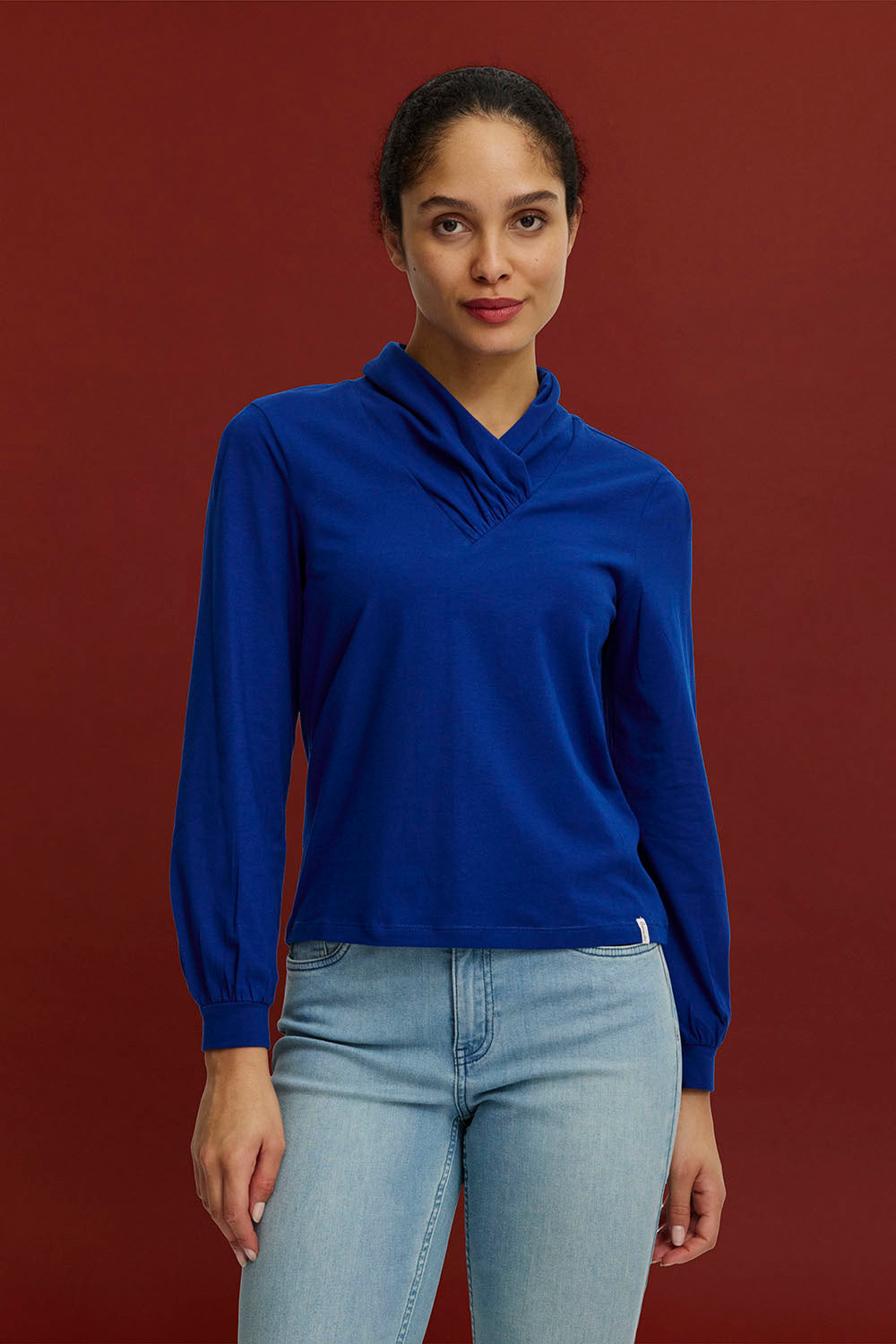Jersey shirt with collar