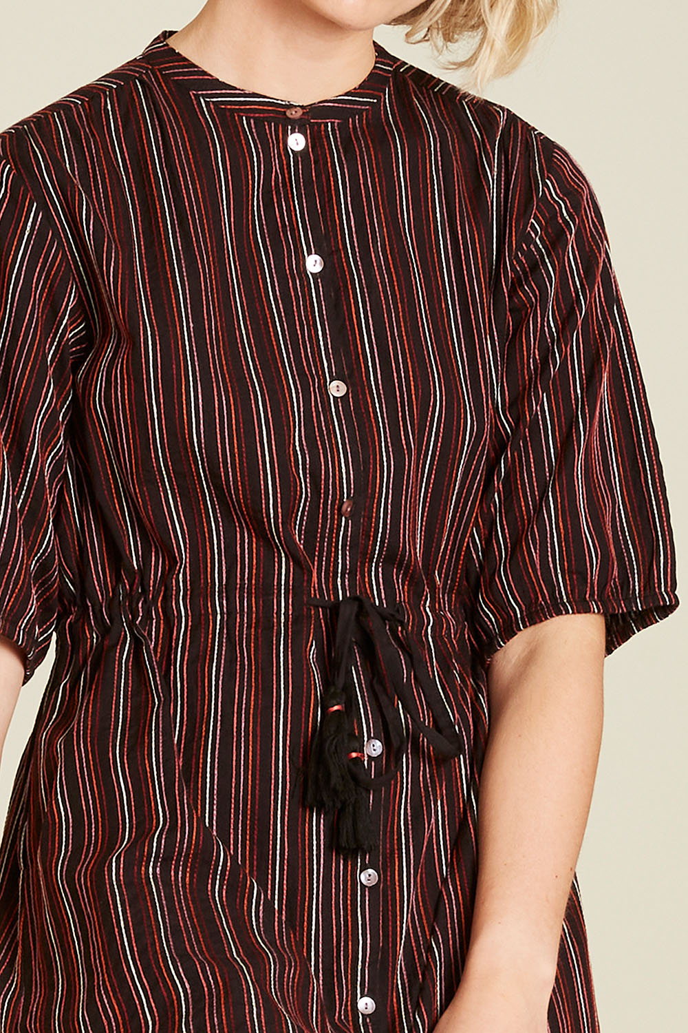 Kleid in Leinenoptik