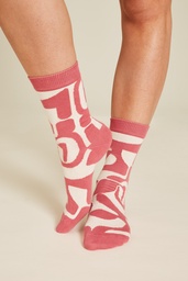 [S25ACS18] Socks ABSTRACT